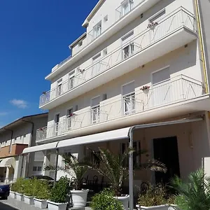 Hotel Mon Reve 3*, Rimini Italia